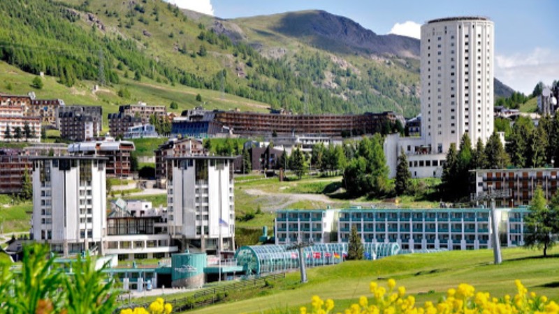 SESTRIERE - Villaggio Olimpico - Sestriere